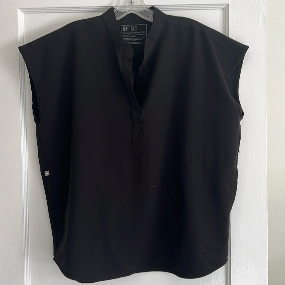Fig’s Rafaela Scrub Top